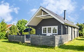 Gorgeous Home In Hovborg With Wifi